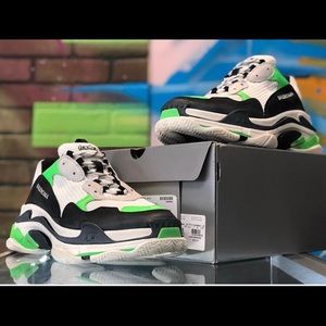Balenciaga sneaker Tess gonna triple s